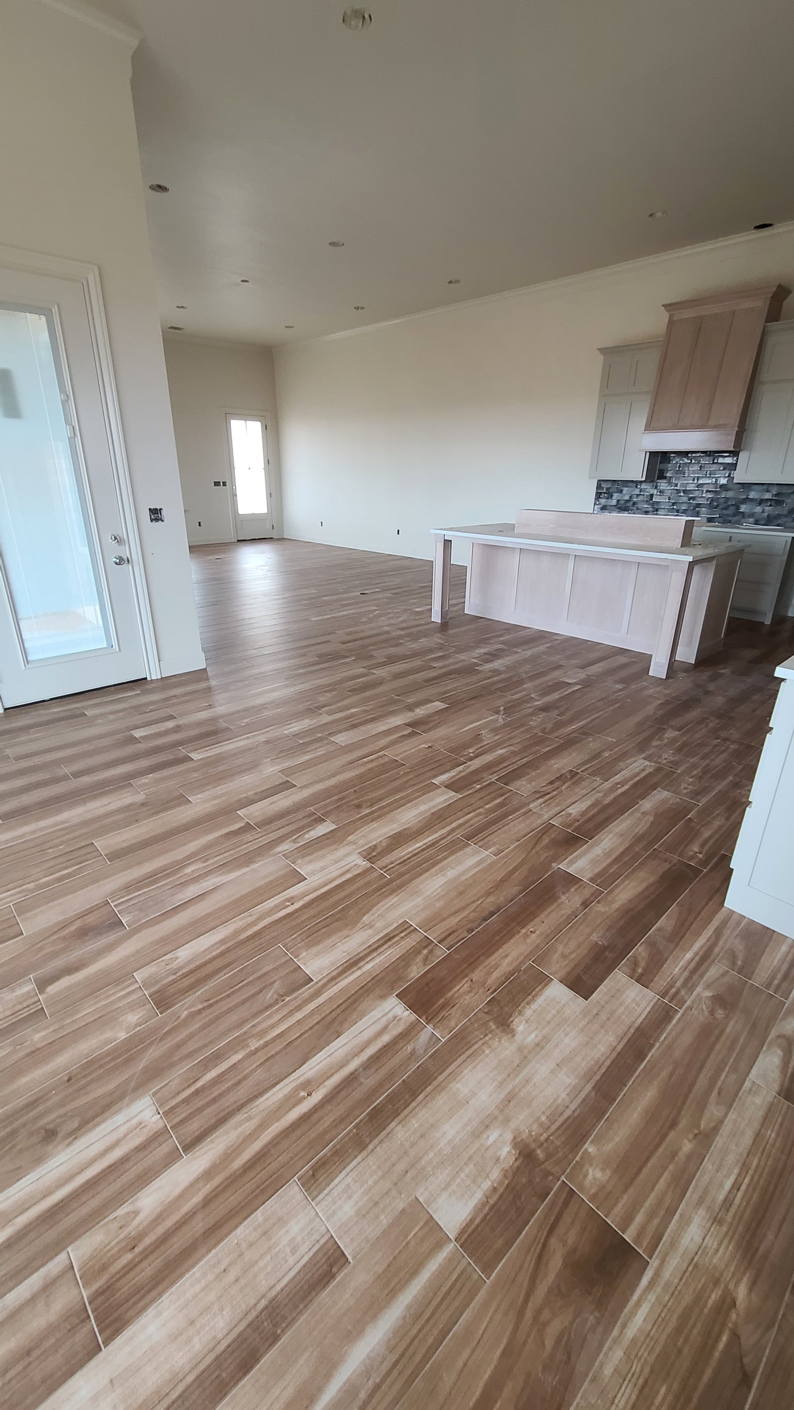 Apartment 6